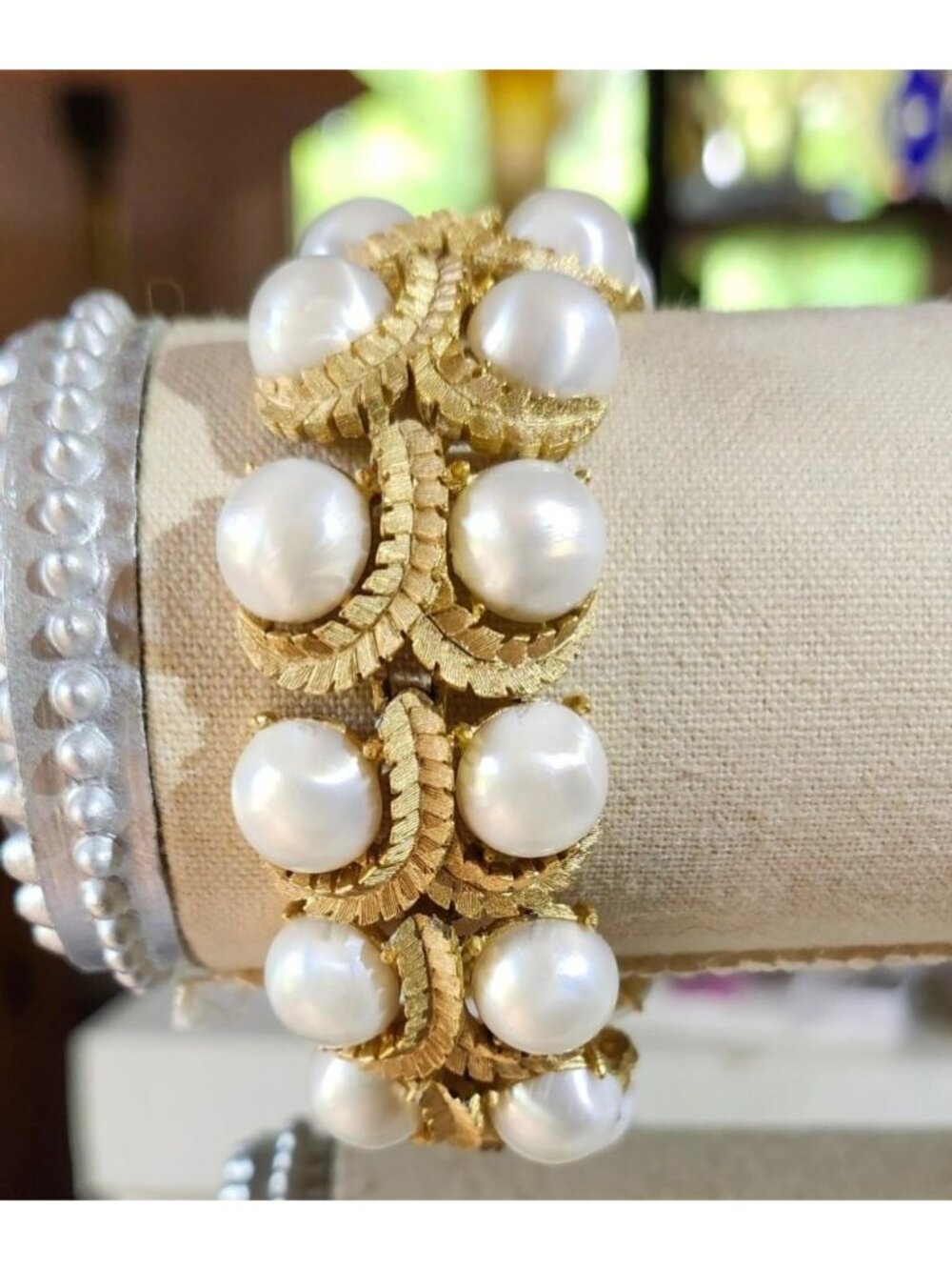 Vintage Trifari Gold-Tone Faux Pearl Bracelet - Elegant MCM Design